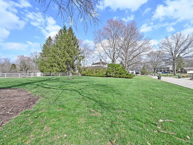 8736 Tiburon Drive, Cincinnati, OH 45249 Photo 82