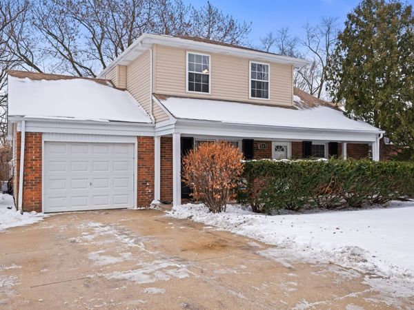 267 Timber Hill Road, Buffalo Grove, IL 60089