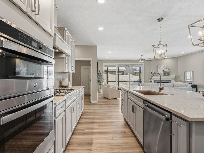 5552 Jessica Lane W, Powell, OH 43065 Photo 14