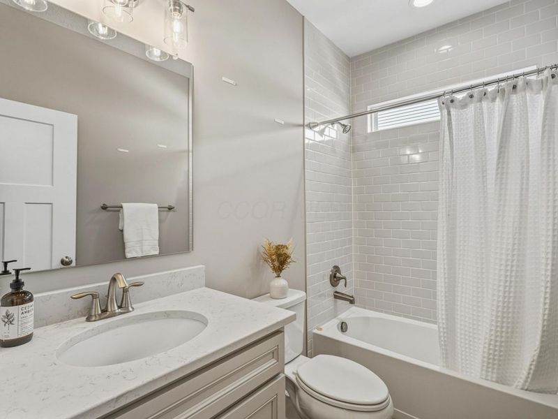 5552 Jessica Lane W, Powell, OH 43065 Photo 40