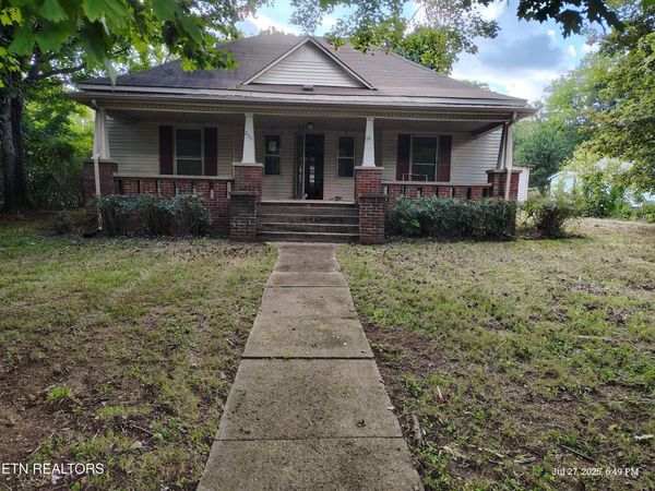 206 County Road 738 , Riceville, TN 37370