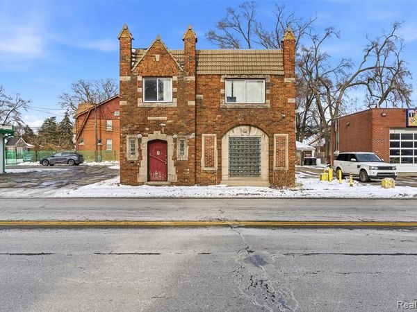4026 W McNichols Road, Detroit, MI 48221