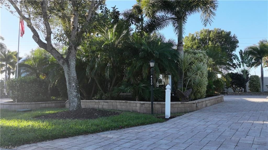 4620 Southern Breeze Dr, Naples, FL 34114 Photo