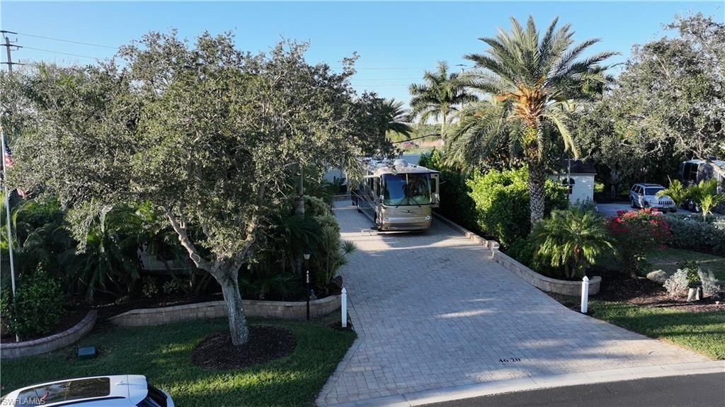 4620 Southern Breeze Dr, Naples, FL 34114 Photo