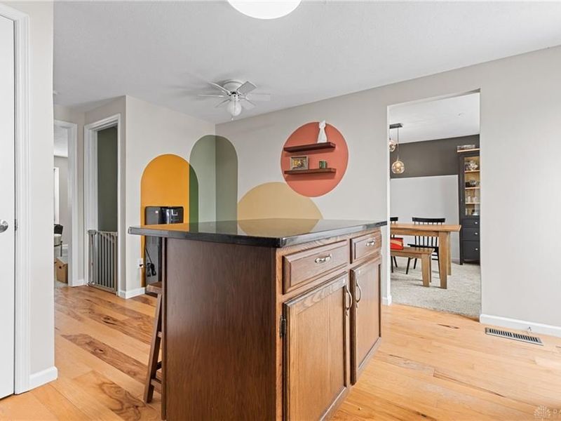 2042 Stratford Court, Loveland, OH 45140 Photo 19