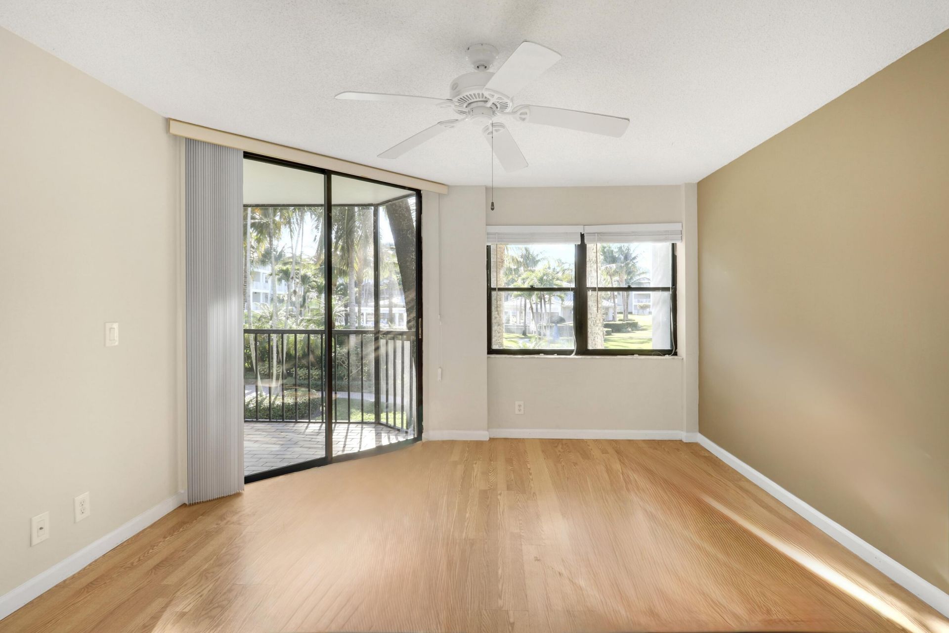 122 Bay Colony Drive N, Juno Beach, FL 33408 Photo