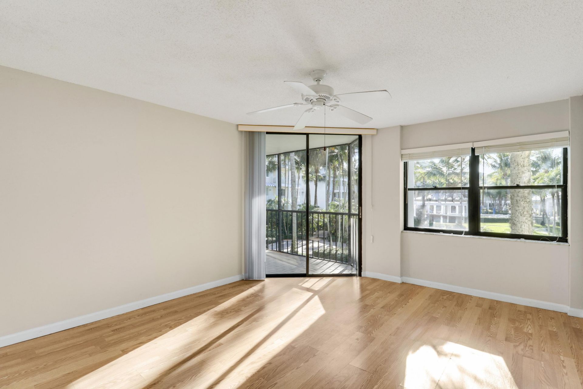 122 Bay Colony Drive N, Juno Beach, FL 33408 Photo