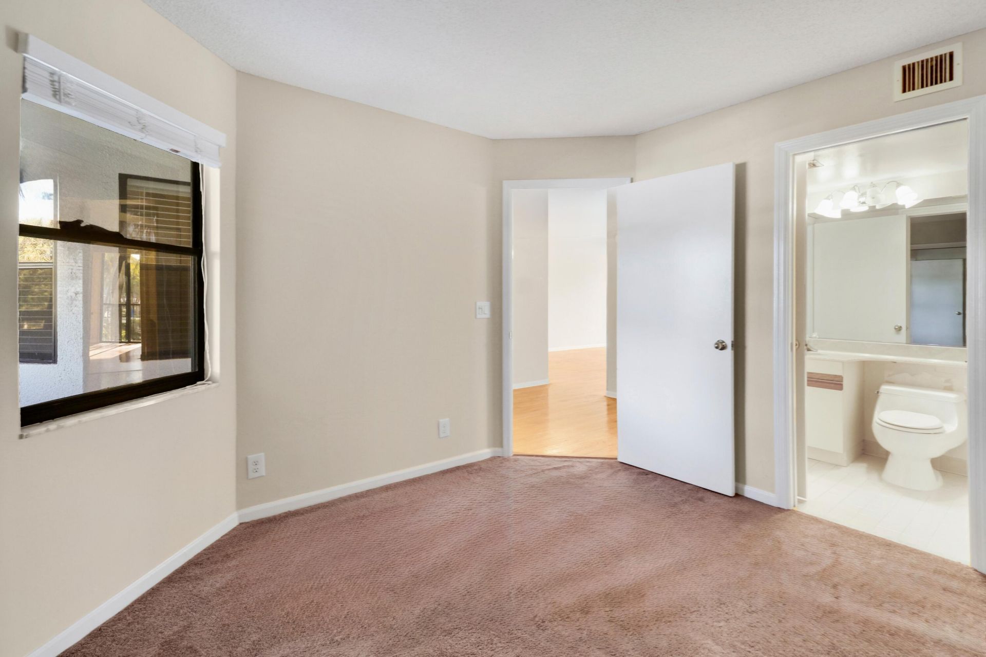 122 Bay Colony Drive N, Juno Beach, FL 33408 Photo