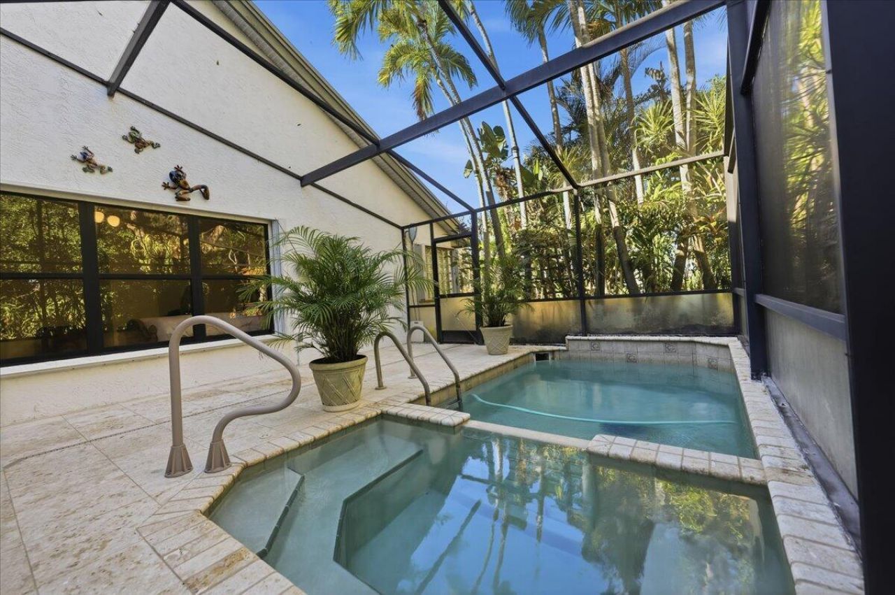 3295 SE Monte Vista Street, Port Saint Lucie, FL 34952 Photo