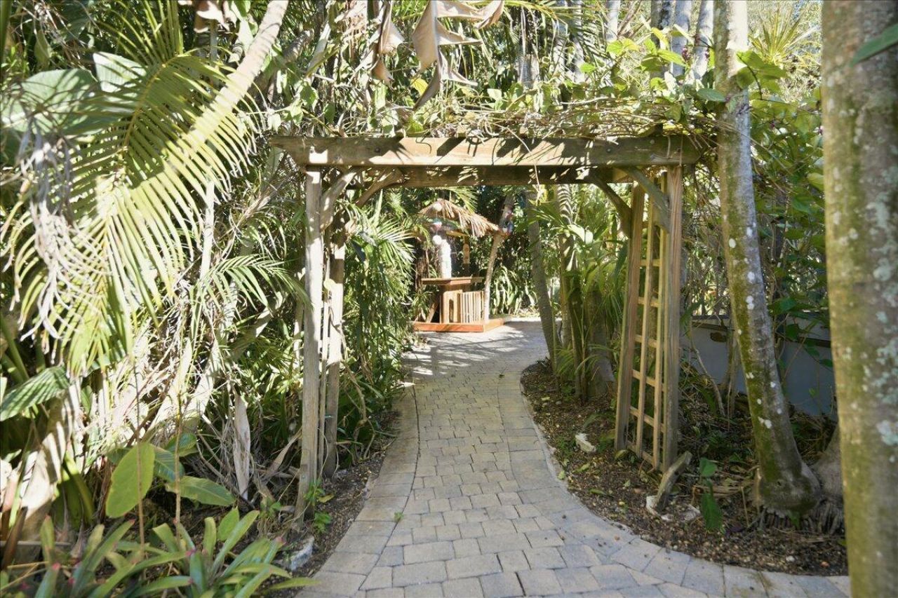 3295 SE Monte Vista Street, Port Saint Lucie, FL 34952 Photo