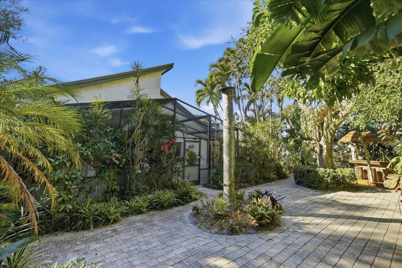 3295 SE Monte Vista Street, Port Saint Lucie, FL 34952 Photo