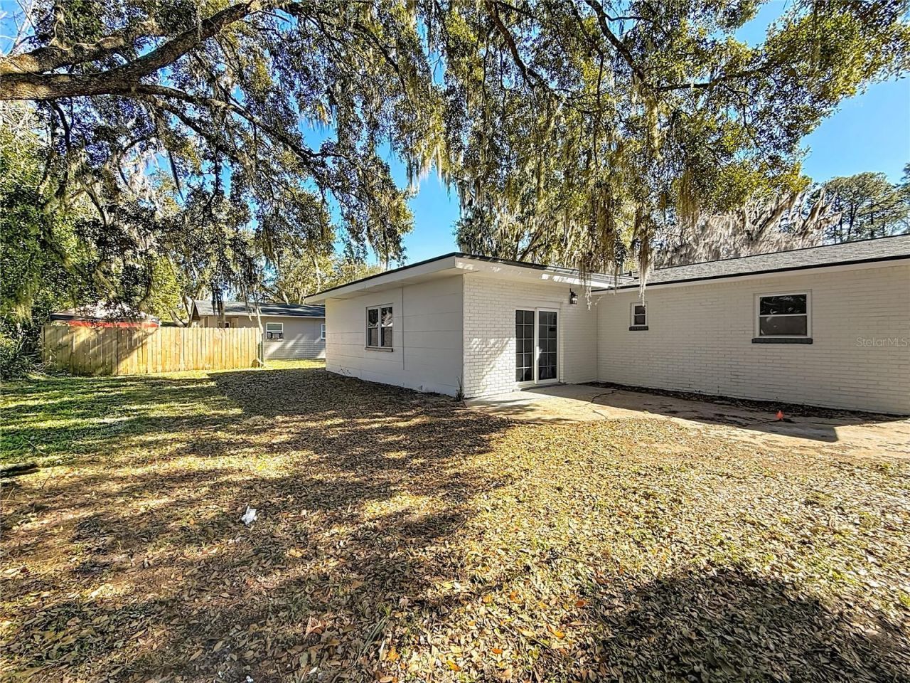 2112 NE 7th Avenue, Gainesville, FL 32641 Photo