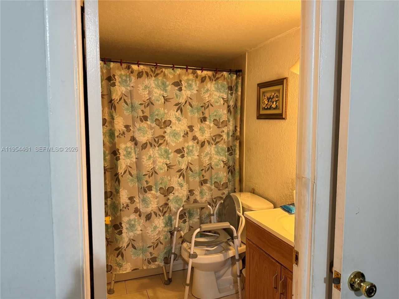 5755 W 20th Ave, Unit 308, Hialeah, FL 33012 Photo