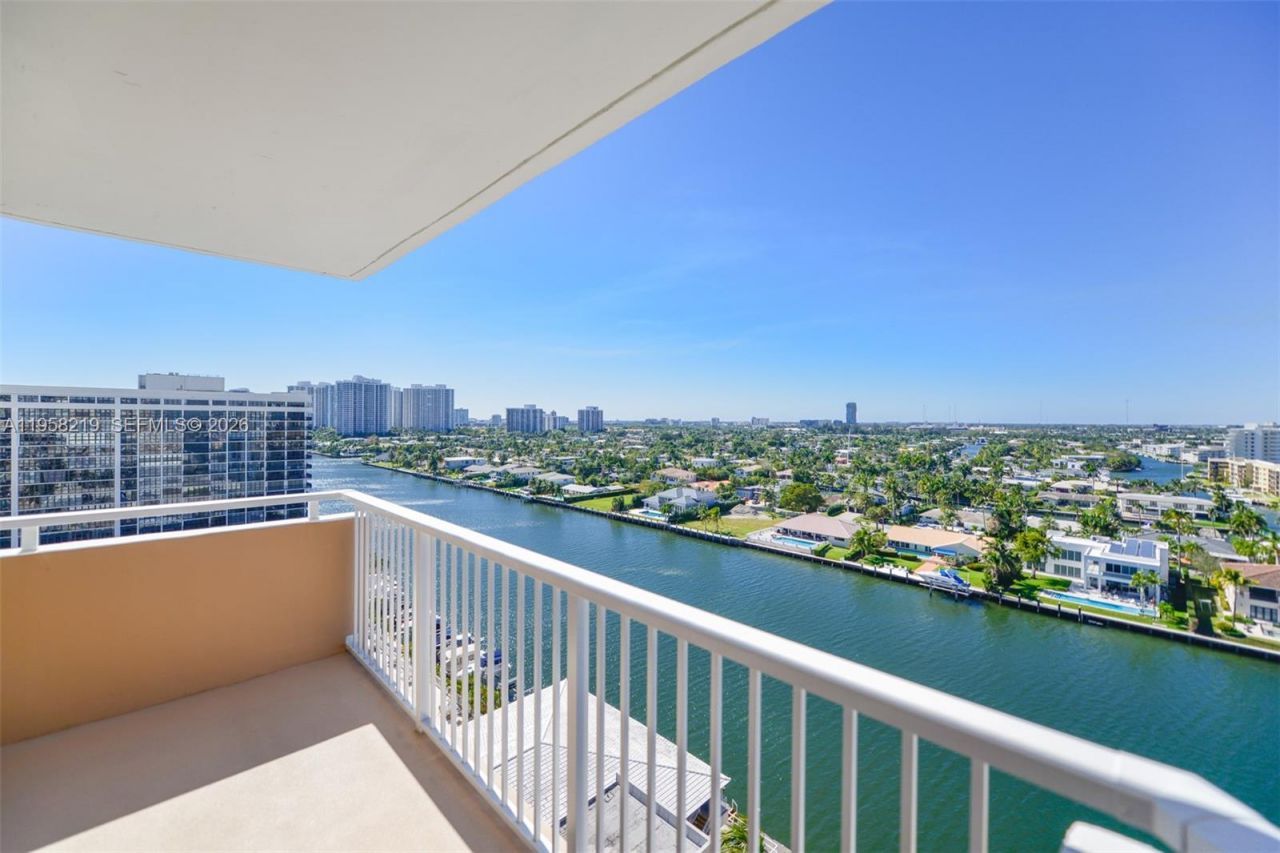 1965 S Ocean Dr, Unit 12R, Hallandale Beach, FL 33009 Photo