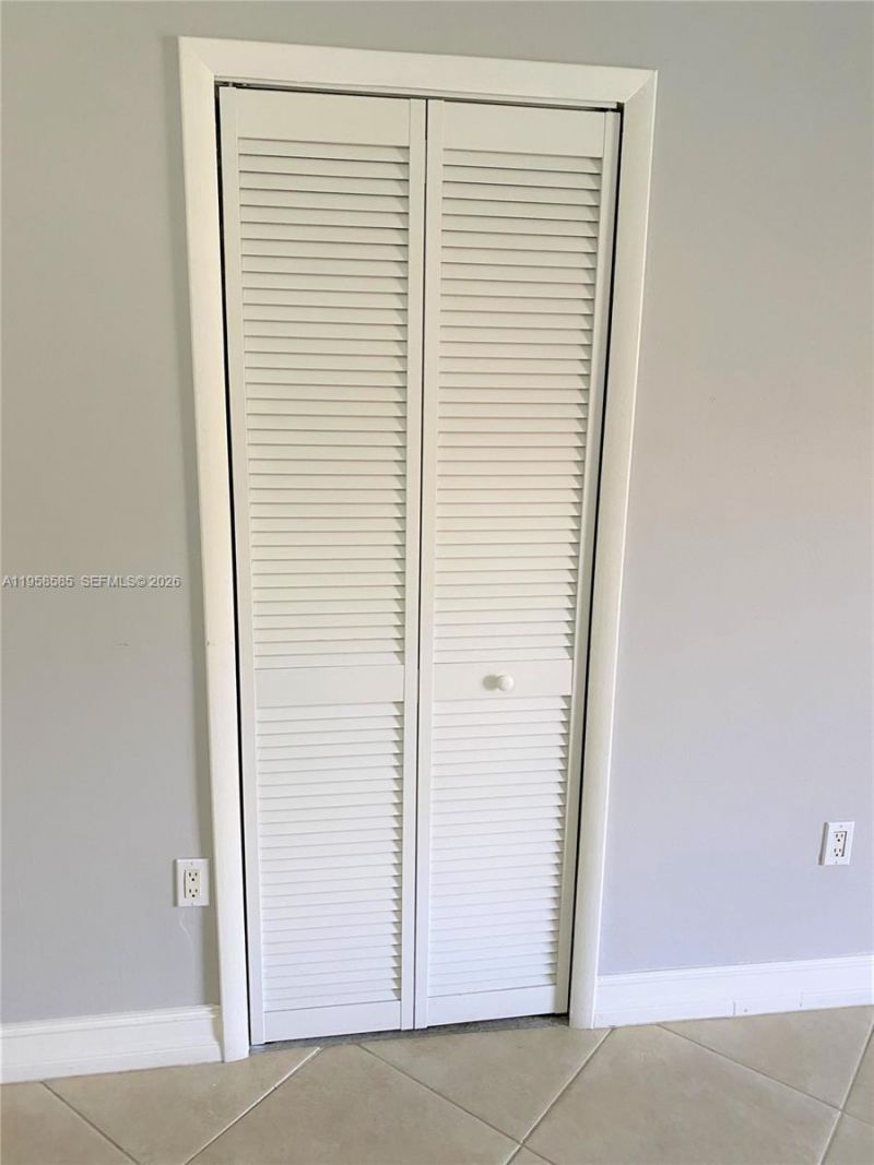 4715 NW 7th St, Unit 302-2, Miami, FL 33126 Photo