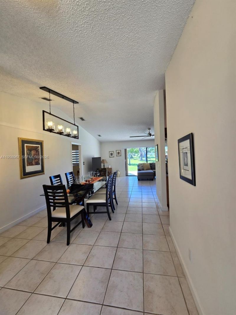5 Rogart Cir, Boynton Beach, FL 33426 Photo