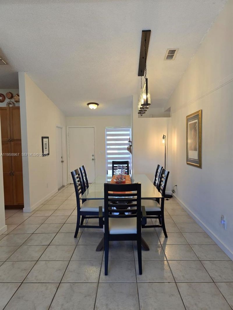 5 Rogart Cir, Boynton Beach, FL 33426 Photo