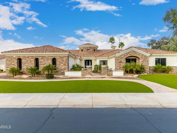 4326 E CAPRICORN Place, Chandler, AZ 85249