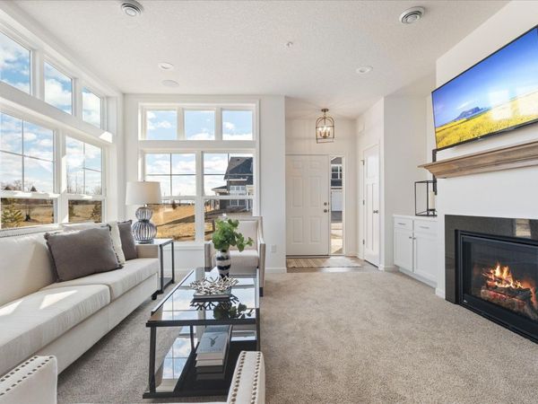 6733 Jorgensen Avenue S, Cottage Grove, MN 55016