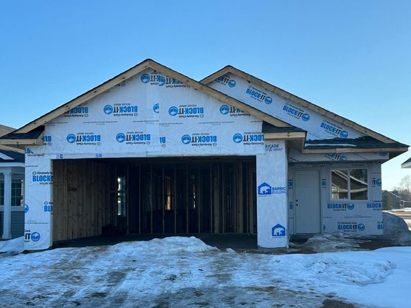 720 Cherrywood Lane NE, Isanti, MN 55040