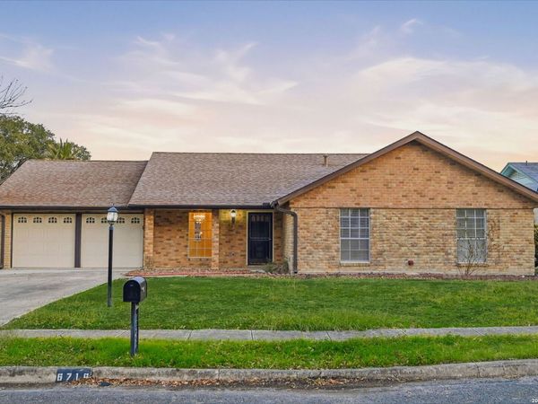 6719 Fair Lake, San Antonio, TX 78244