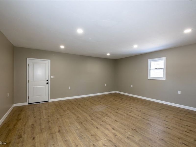 12274 Ridge Rd, North Royalton, OH 44133 Photo 11