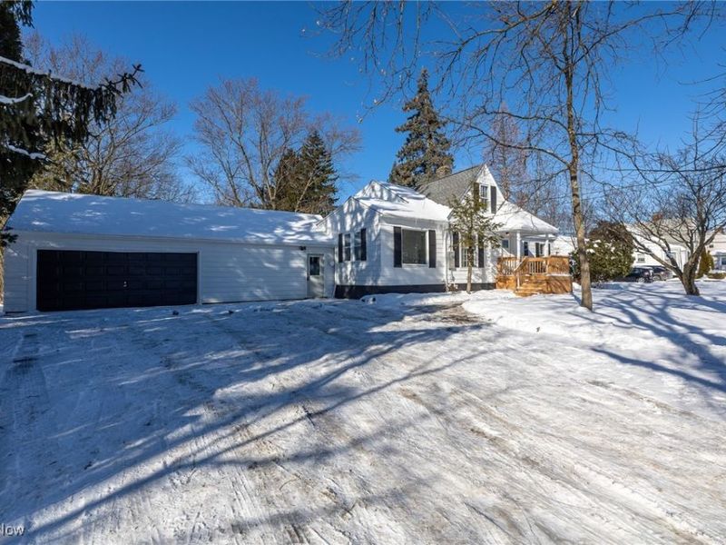 12274 Ridge Rd, North Royalton, OH 44133 Photo 2