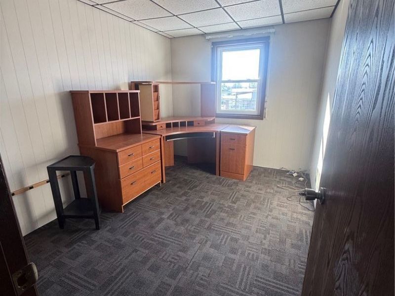 233 W High Avenue, Unit B, New Philadelphia, OH 44663 Photo 3