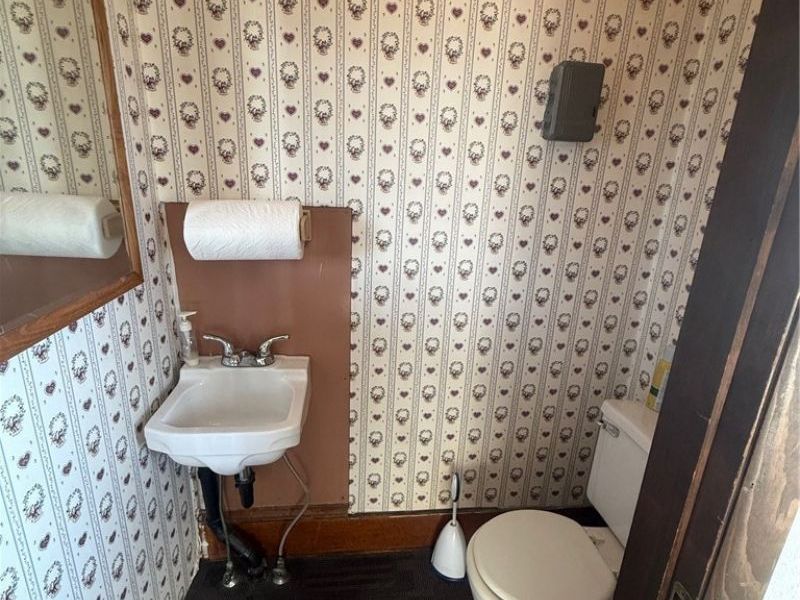 233 W High Avenue, Unit B, New Philadelphia, OH 44663 Photo 8