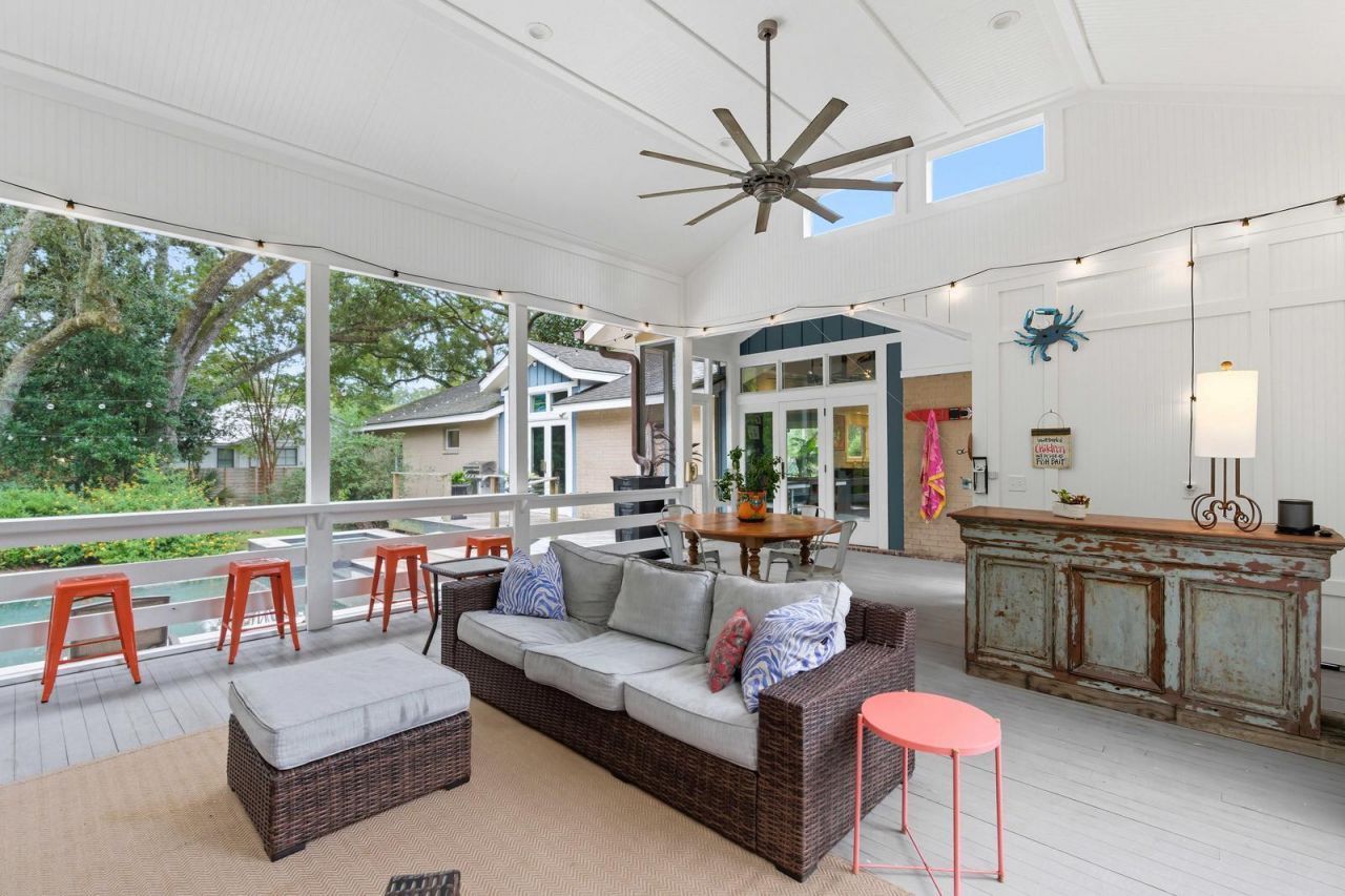 1031 Lakeview Drive Photo 26