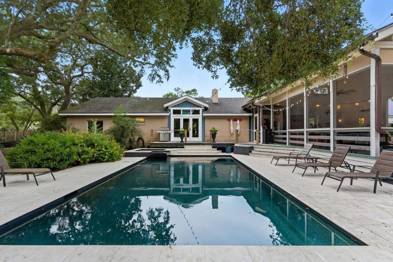 1031 Lakeview Drive Photo 28