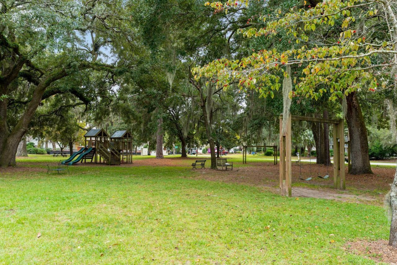 1031 Lakeview Drive Photo 33