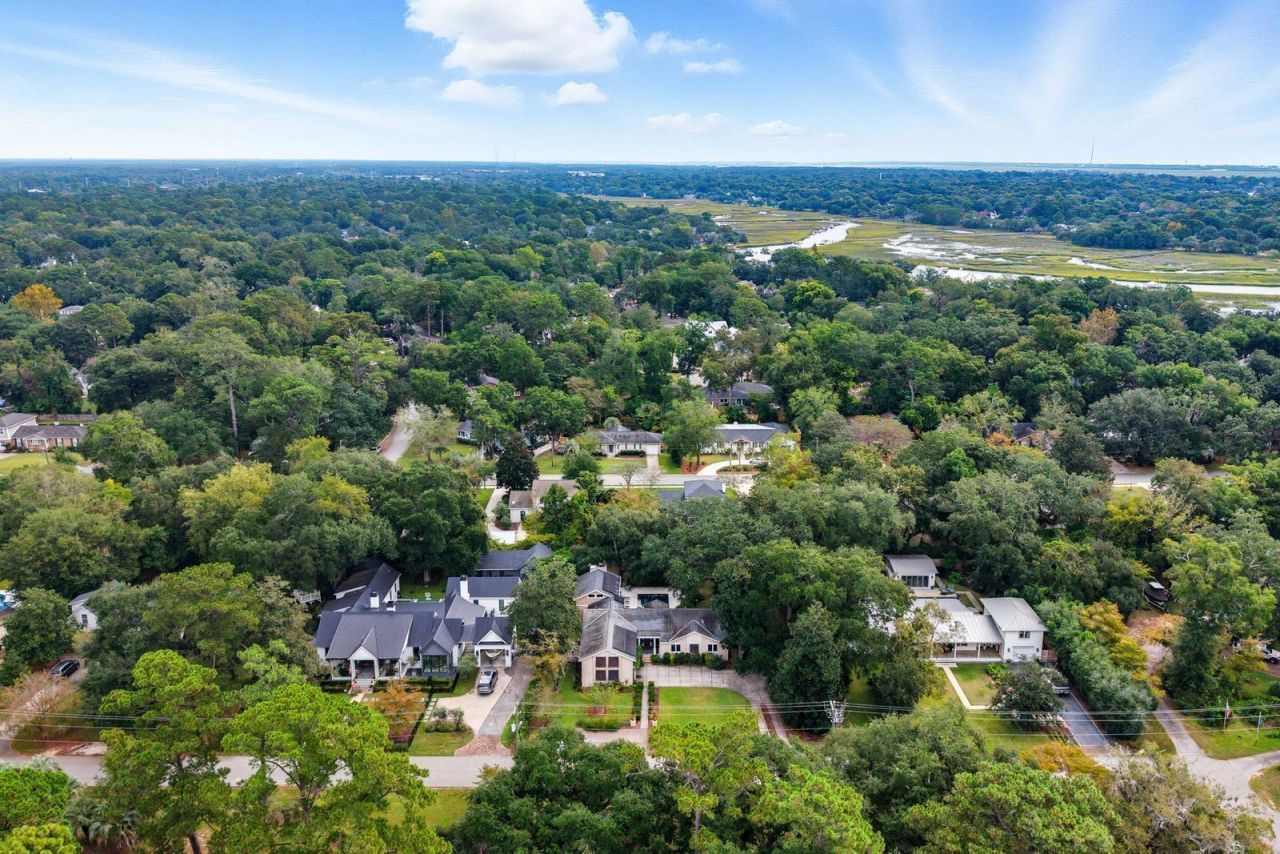 1031 Lakeview Drive Photo 37