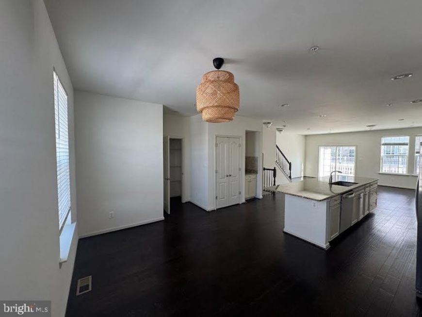 7805 Cherrel Brooks Way, Elkridge, MD 21075 Main Photo