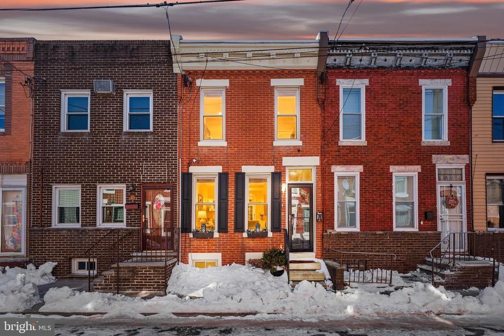 362 Tree Street, Philadelphia, PA 19148 Main Photo