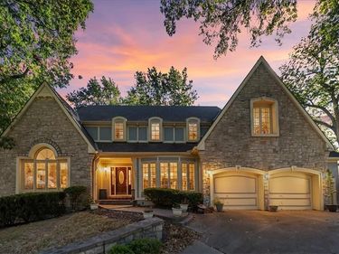 4501 NW Baltimore Court, Kansas City, MO 64116