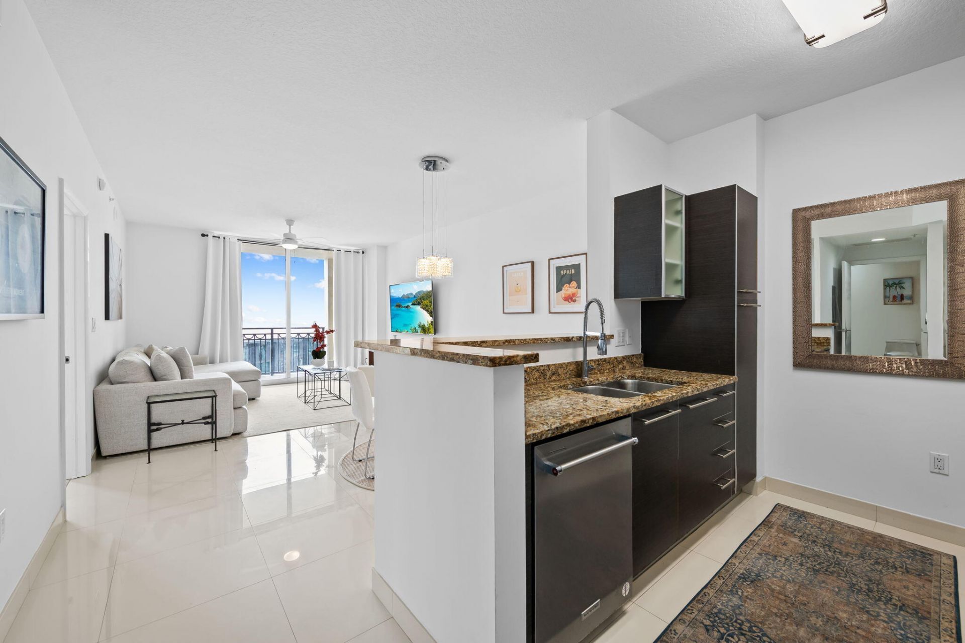 550 Okeechobee Boulevard, Unit 1614, West Palm Beach, FL 33401 Photo