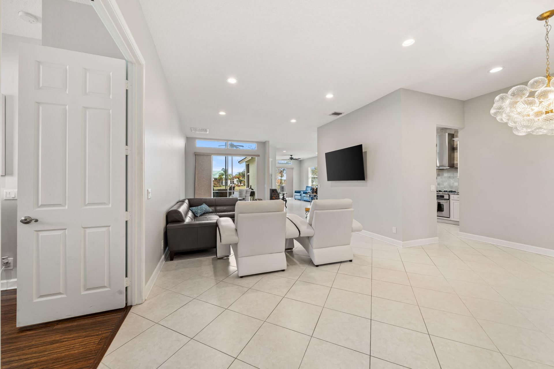 104 NW Willow Grove Avenue, Port Saint Lucie, FL 34986 Photo