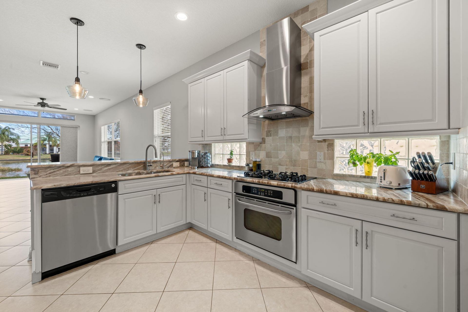 104 NW Willow Grove Avenue, Port Saint Lucie, FL 34986 Photo