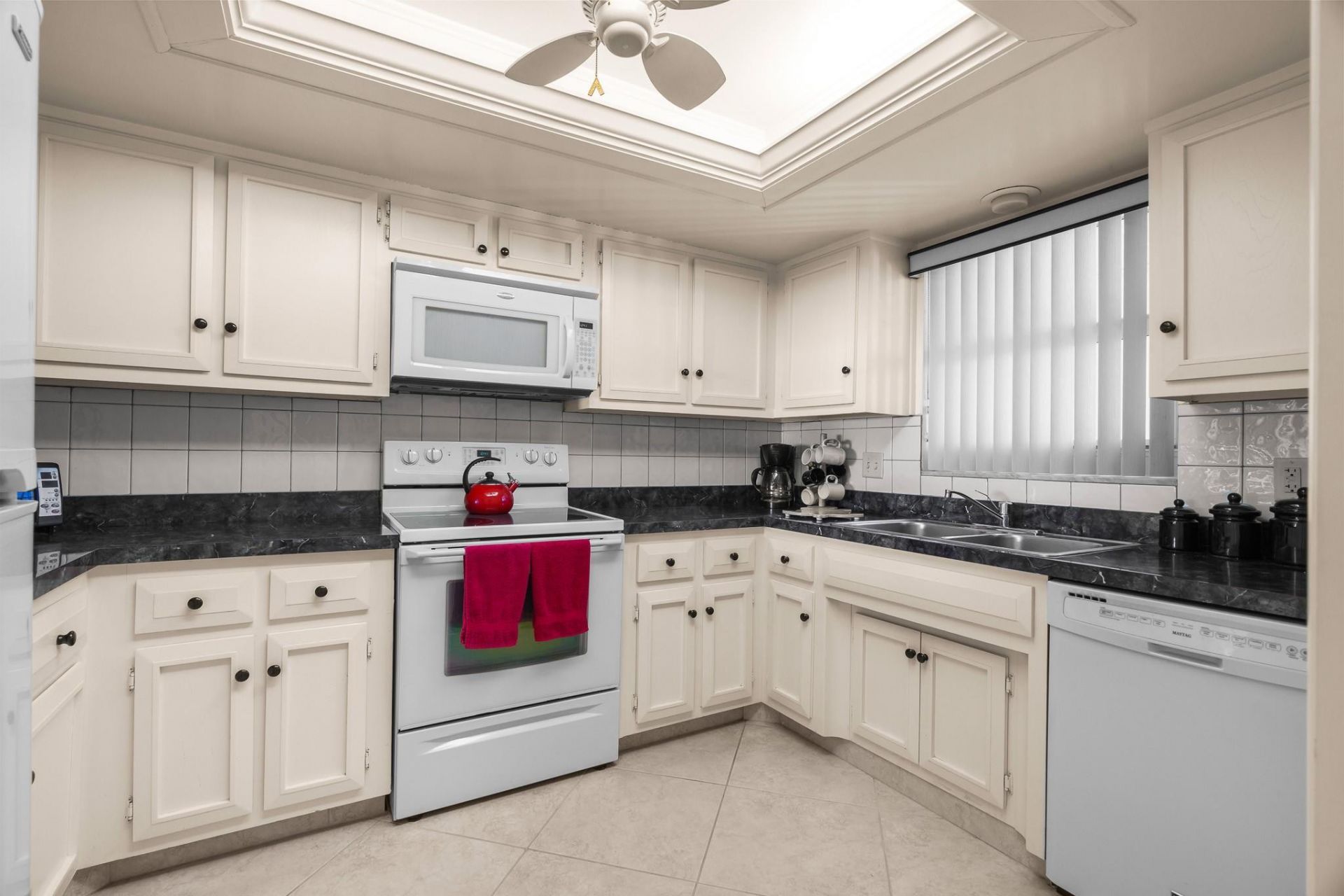 1850 S Ocean Boulevard, Unit 502, Pompano Beach, FL 33062 Photo