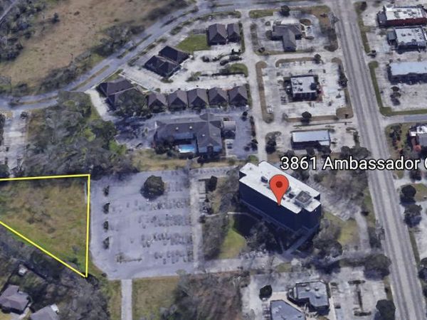 3861 Ambassador Caffery Parkway , Lafayette, LA 70503