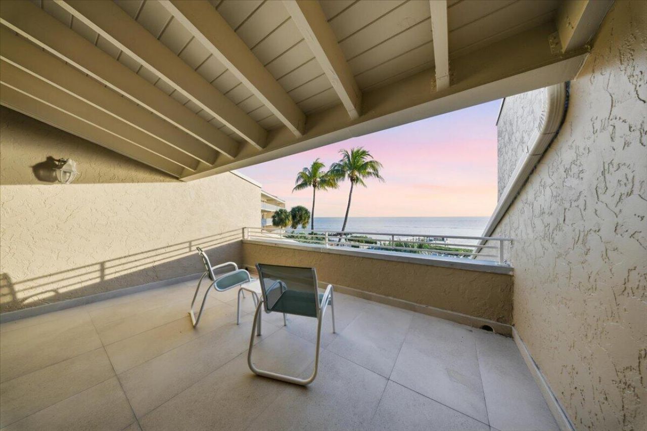 1133 W Ocean Drive, Unit 7, Key Colony, FL 33051 Photo