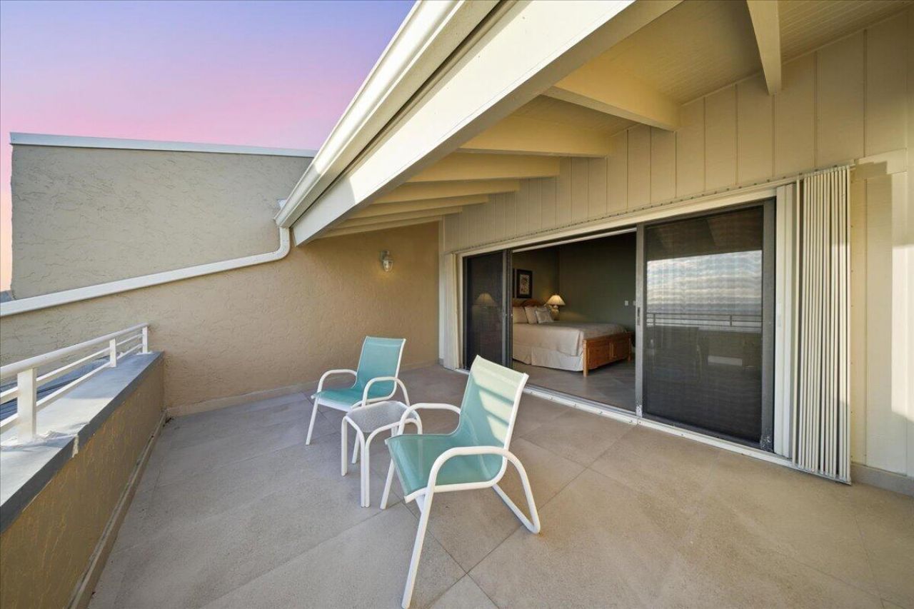 1133 W Ocean Drive, Unit 7, Key Colony, FL 33051 Photo