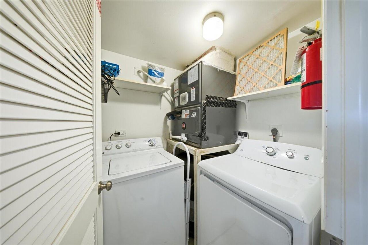 1133 W Ocean Drive, Unit 7, Key Colony, FL 33051 Photo