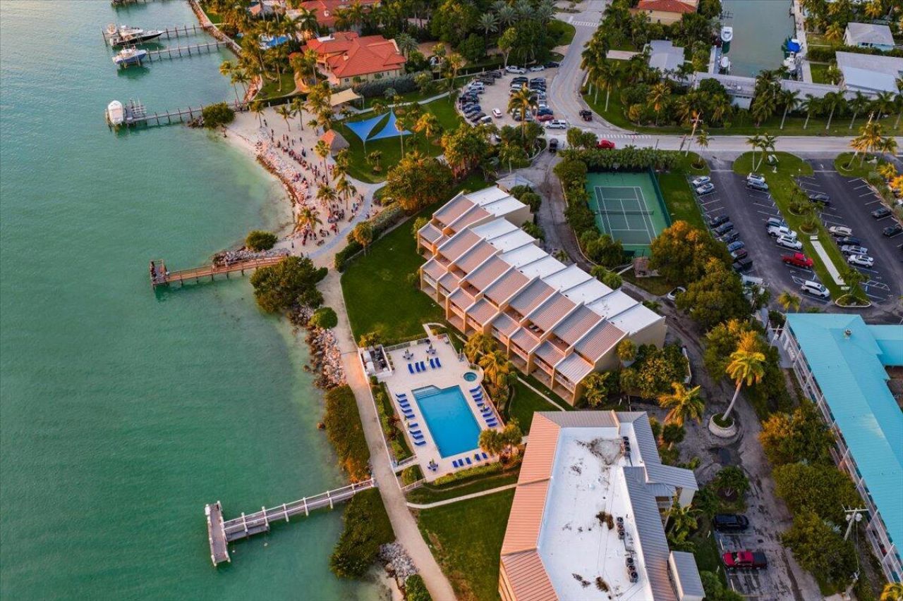 1133 W Ocean Drive, Unit 7, Key Colony, FL 33051 Photo