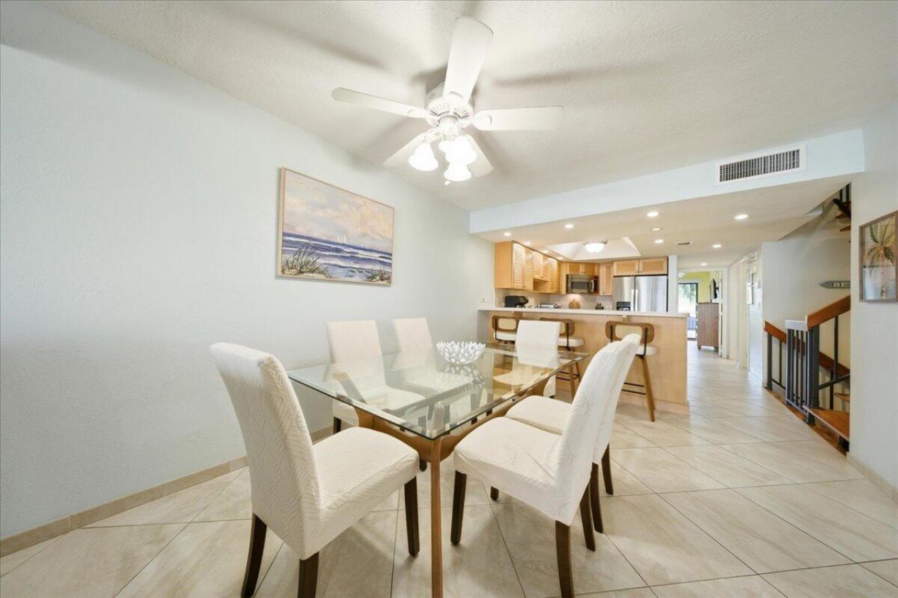 1133 W Ocean Drive, Unit 7, Key Colony, FL 33051 Photo