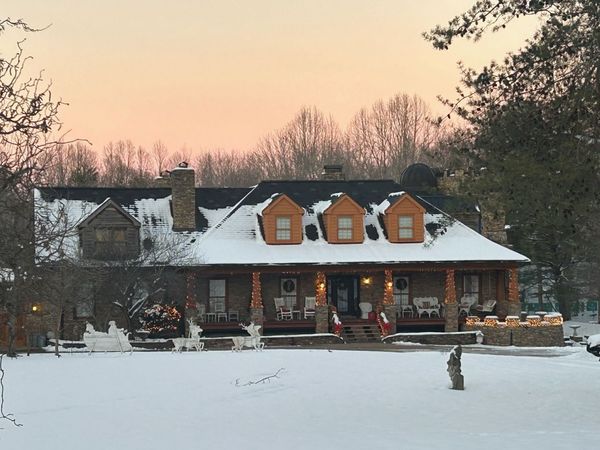 1374 Peter Pond Rd, Ashland City, TN 37015