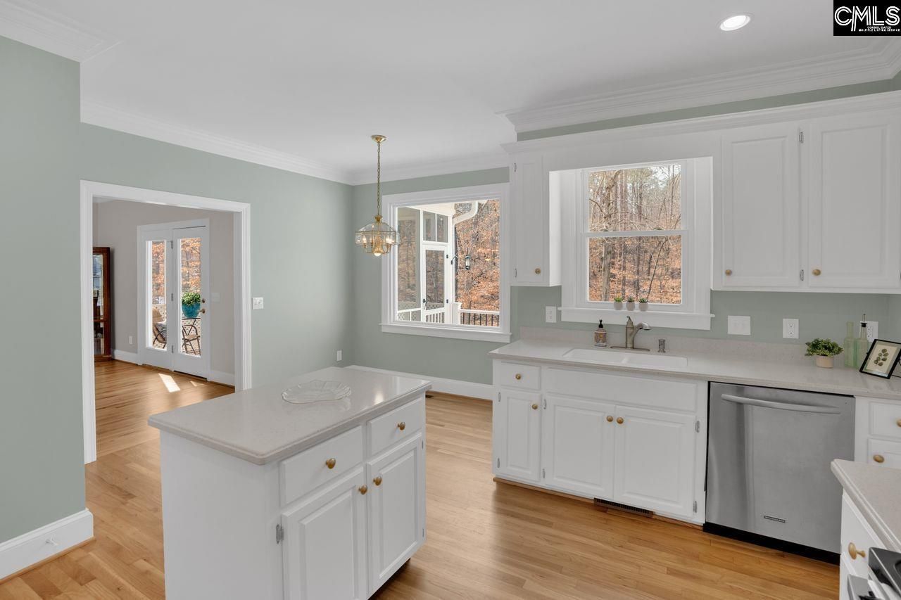 212 Misty Oaks Court Photo 11