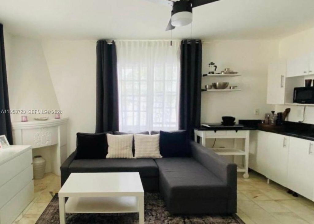 1526 Pennsylvania Ave, Unit 20, Miami Beach, FL 33139 Photo