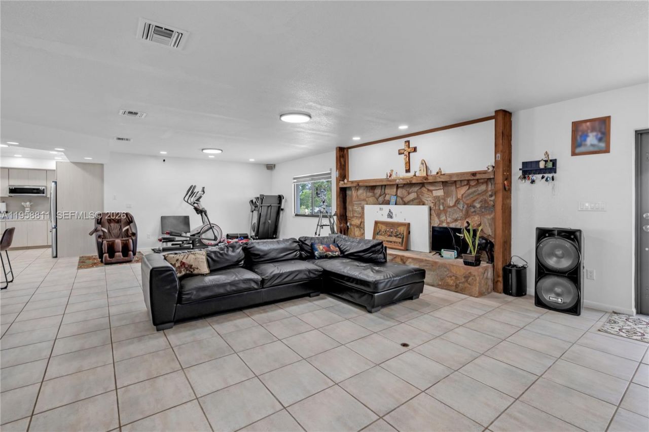 21320 SW 224th St, Miami, FL 33170 Photo